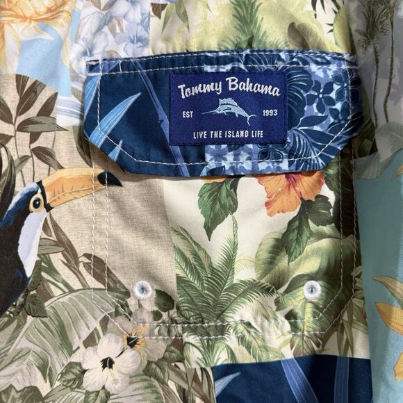 Tommy Bahama Baja Patchwork Paradise Swim Shorts Elastic Waist Pockets Mesh XL - Picture 7 of 11